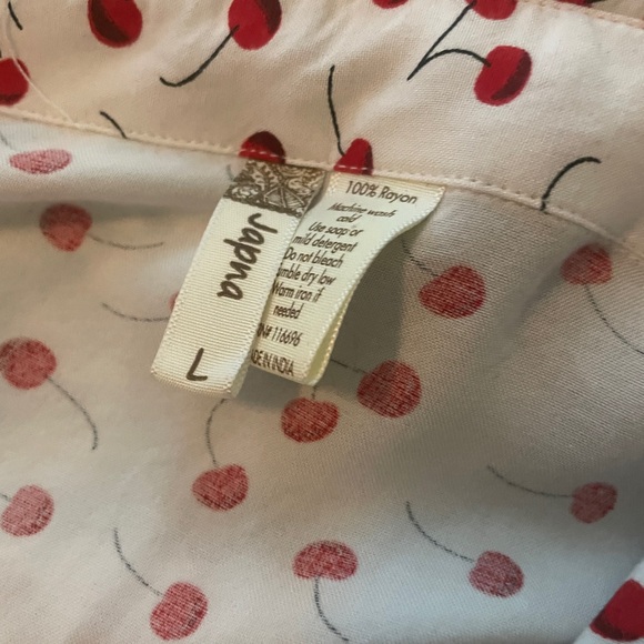 Vintage Cherry Blouse - Picture 5 of 5